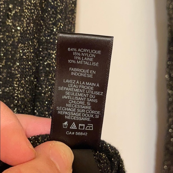 Express metallic shimmery gold and black top - Picture 7 of 8